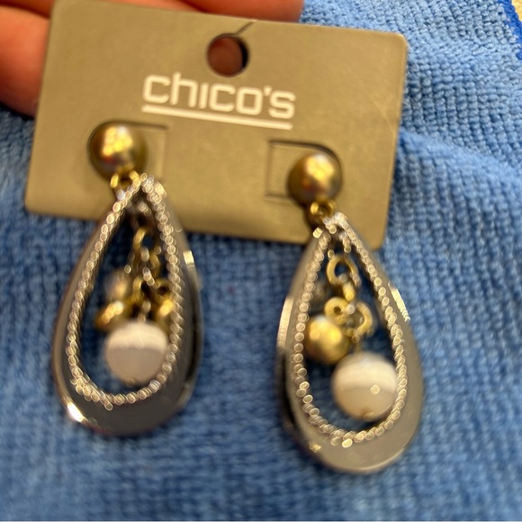 Ladies pierced earrings - Picture 5 of 6